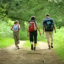 randonnée camping lac occitanie